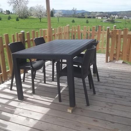 camping aire du gros pré Lesseux Extérieur photo