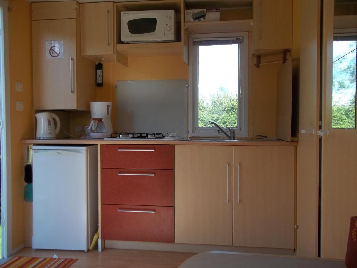 camping aire du gros pré Lesseux Extérieur photo